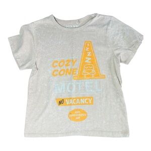 🌺 5 x 25 🌺 Gray and Orange Short Sleeve Tee with Graphic Design